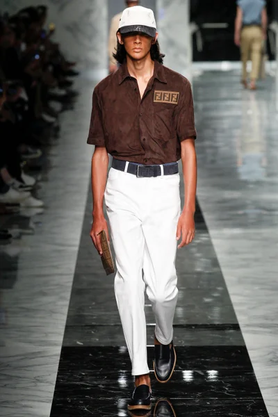 Look 5
